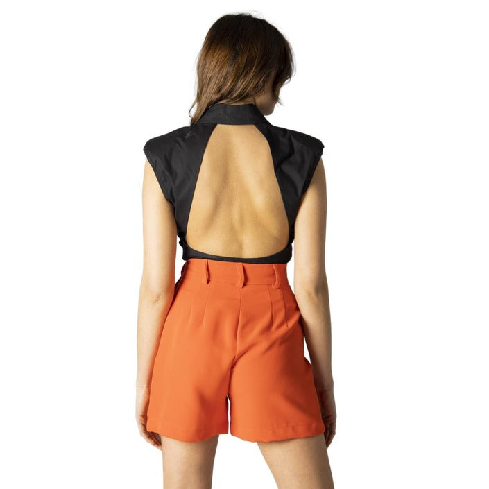 Hanny Deep  Women Undershirt